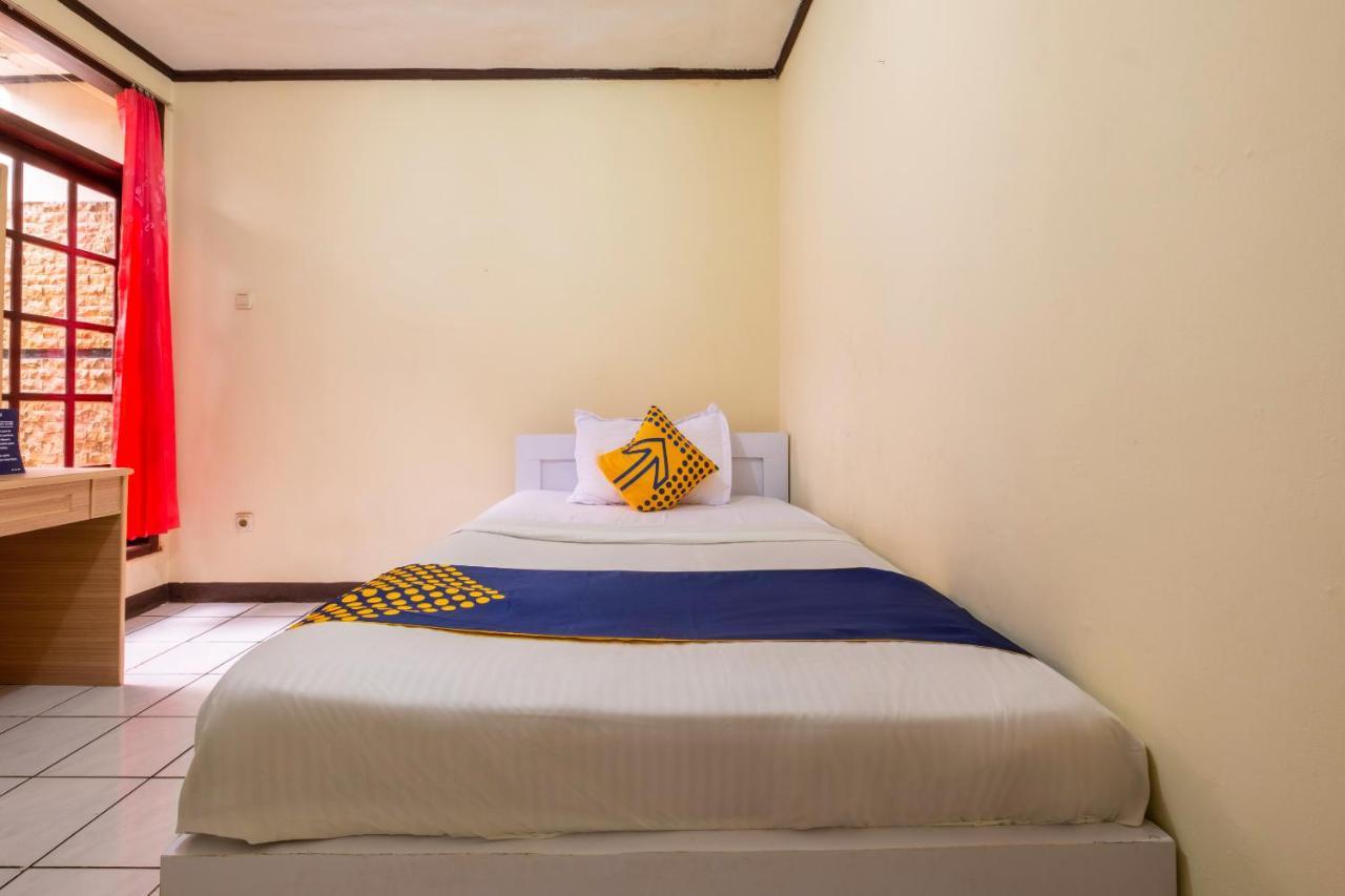 สปอต ออน 2672 บี เอ็ม เนียร์ อาร์เอสไอเอ โกตา บันดุง Hotel ภายนอก รูปภาพ
